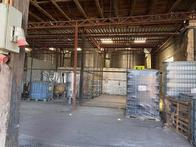 Arriendo bodegas Avenida Las Torres  (181096)