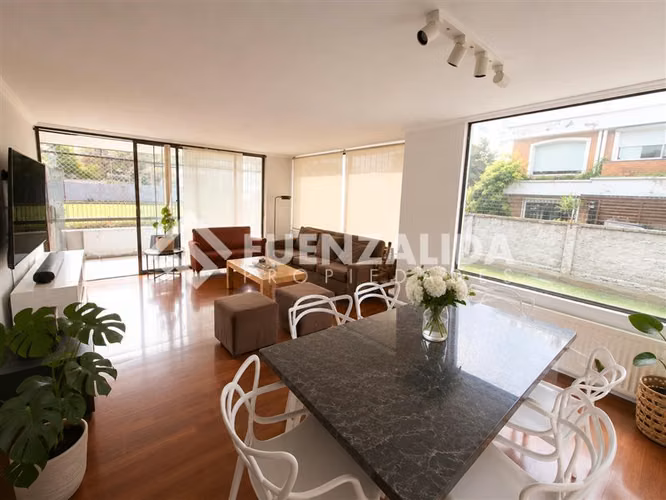 Departamento en venta de 4 dorm. en Vitacura