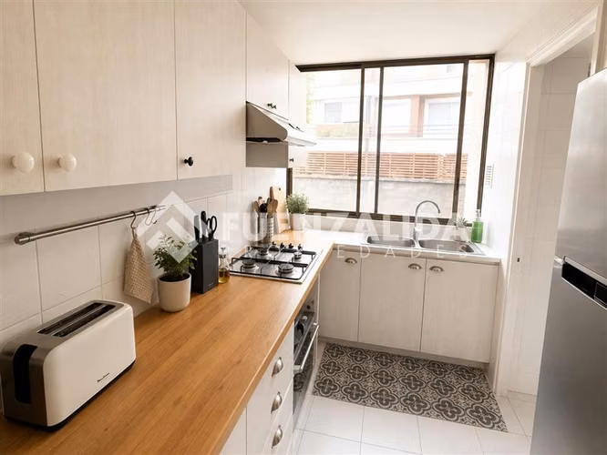 Departamento en venta de 4 dorm. en Vitacura