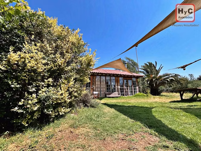 Lo Gamboa: Parcela de 5000m2, Amplia Casa, Piscina y Galpón - Imagen 7