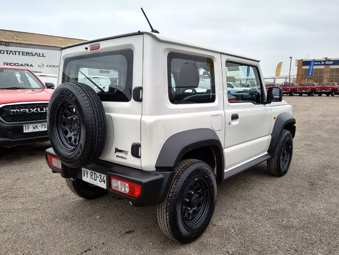 SUZUKI JIMNY 2026