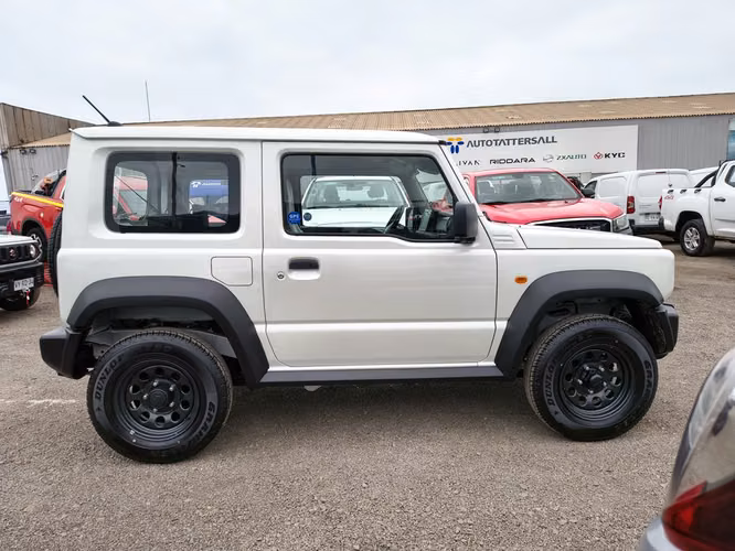 SUZUKI JIMNY 2026