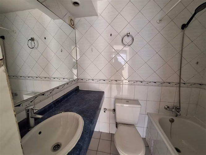 VENTA OPORTUNIDAD 2dor2baños E/B Metro Sta Lucía Santiago