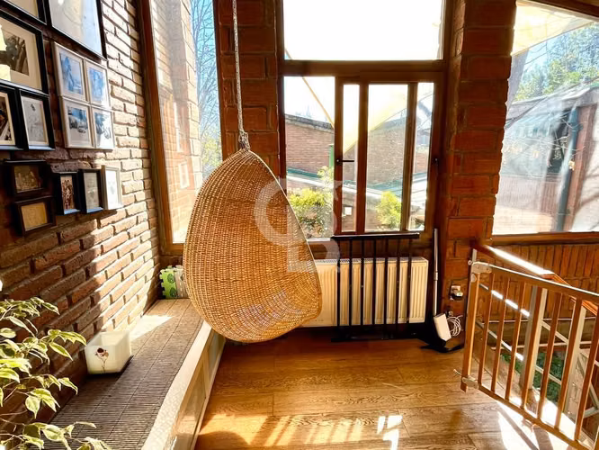 Casa en La Reina: Exquisito Entorno y Comodidad Total