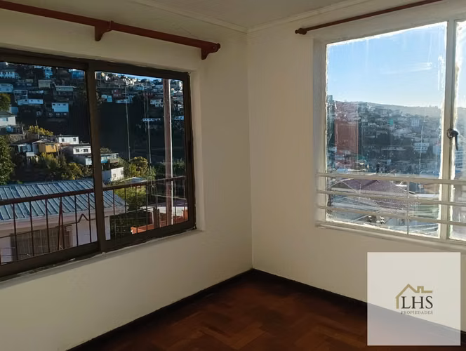 Departamento 3D con terraza, a pasos del plan | Cerro Merced, Valparaíso