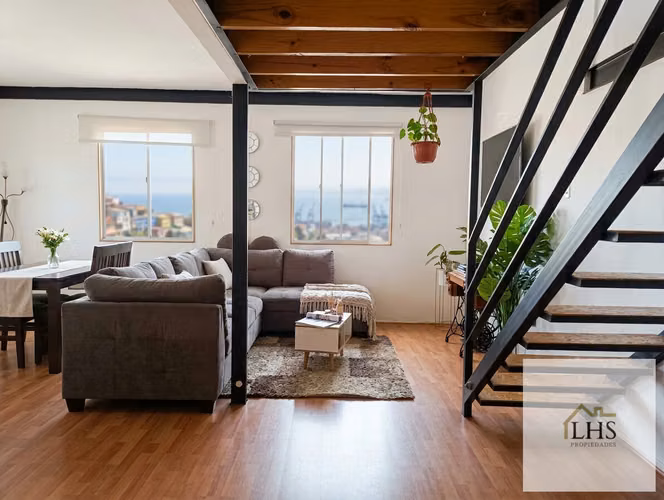 Dúplex 2D/2B con Vista a la Bahía | Cerro Santo Domingo, Valparaíso