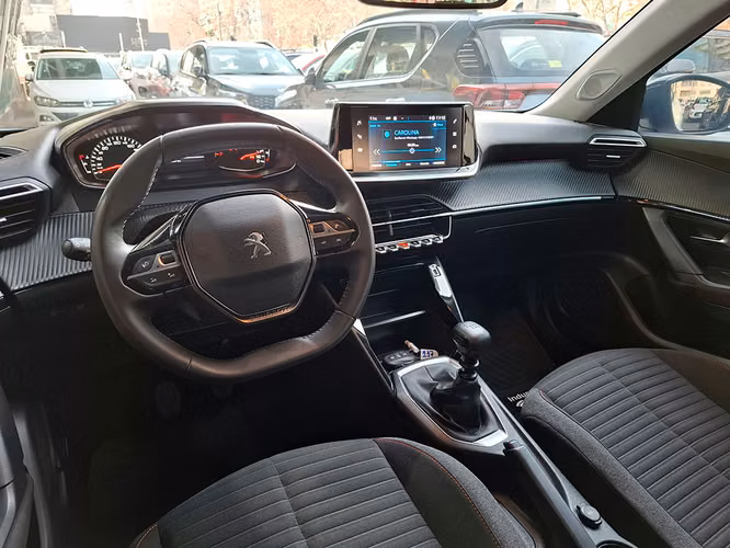 PEUGEOT 2008 2023
