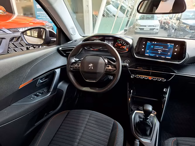 PEUGEOT 2008 2023
