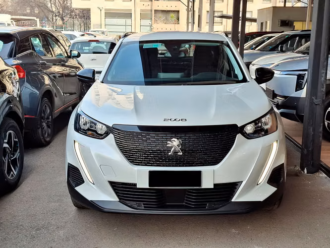 PEUGEOT 2008 2023