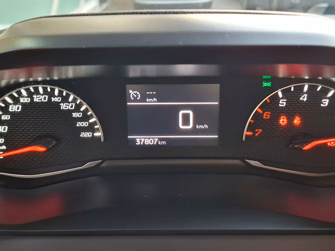 PEUGEOT 2008 2023