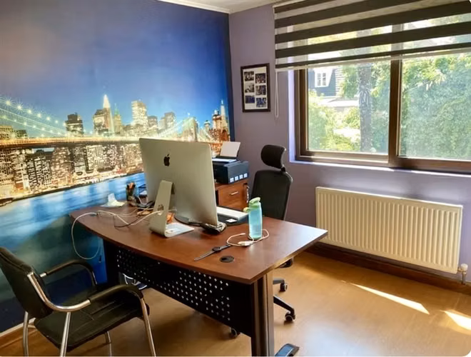 Remodelada en condominio seguro , 4D, 3B+serv, impecable - Imagen 13