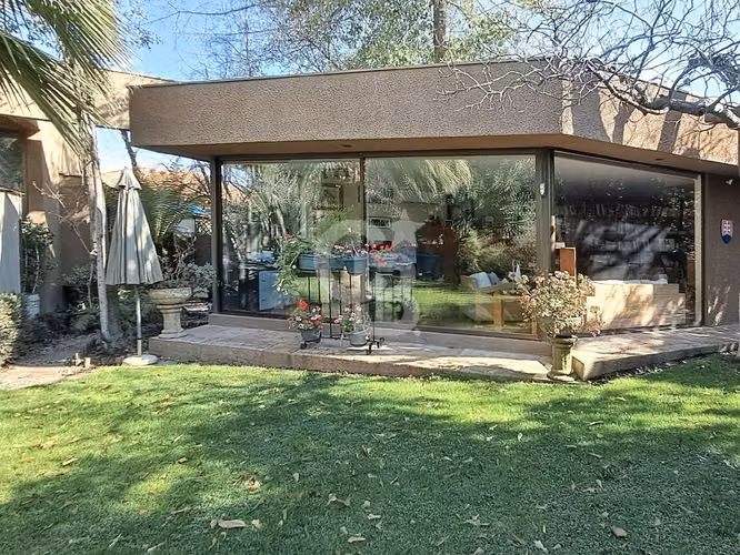Casa moderna 3 pisos en Lo Barnechea, amplia y segura - Imagen 16
