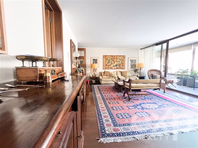 Vivir con la amplitud de una casa, en corazón de Las Condes