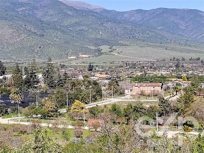 Parcela 5.000 m2 se vende en Olmué. Luz, agua, rol propio. - Imagen 23