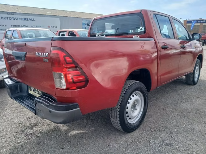 TOYOTA HILUX 2022