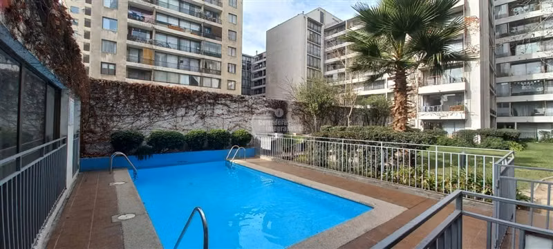 Sector universitario-Toesca,2dorm+2B,mariposa,piscina,bodega