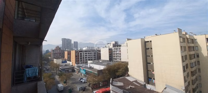 Sector universitario-Toesca,2dorm+2B,mariposa,piscina,bodega