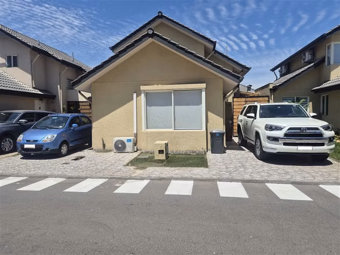 Valle Granda, Casa en venta 3 Dormitorios y 3 Baños. Lampa