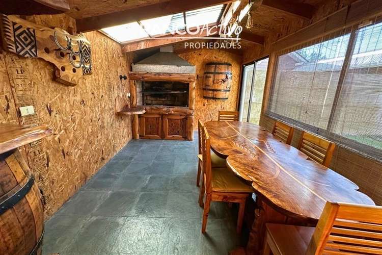 Casa De Esquina En Venta 3D 2B + Quincho, Collico, Valdivia - Imagen 18
