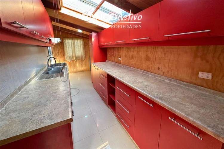 Casa De Esquina En Venta 3D 2B + Quincho, Collico, Valdivia - Imagen 17