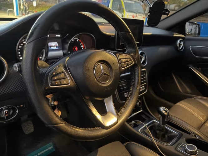 Mercedes Benz a200 2018