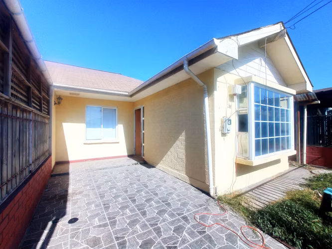 SE VENDE CASA 1 PISO, SECTOR VALLE EL TREBOL, PADRE HURTADO