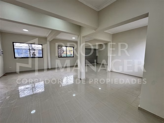 Local Comercial 130m2 + Patio 580m2 - Centro de Chillán.