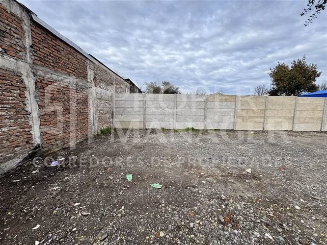 Local Comercial 130m2 + Patio 580m2 - Centro de Chillán.
