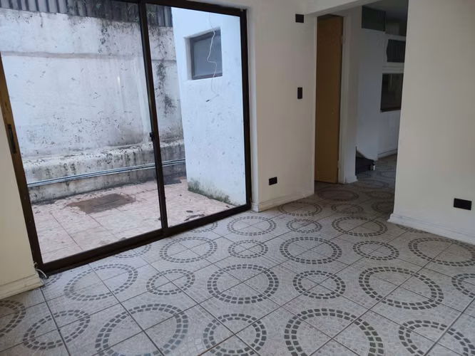 SE VENDE CASA EN EL CENTRO DE QUILPUE Y A PASOS DE ESTACION EL SOL - Imagen 12