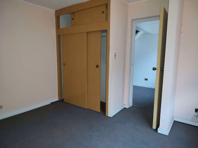 SE VENDE CASA EN EL CENTRO DE QUILPUE Y A PASOS DE ESTACION EL SOL - Imagen 17