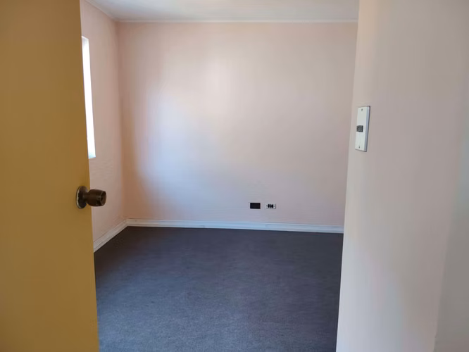 SE VENDE CASA EN EL CENTRO DE QUILPUE Y A PASOS DE ESTACION EL SOL - Imagen 10