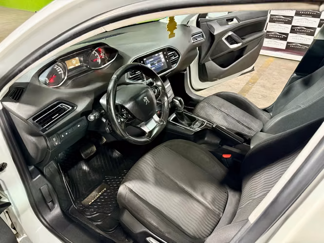 PEUGEOT 308 ALLURE PACK AT
