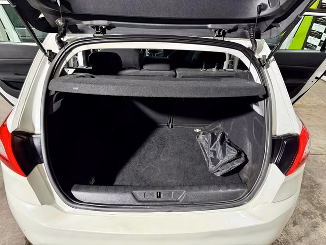PEUGEOT 308 ALLURE PACK AT