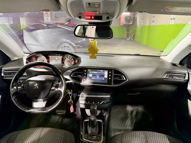 PEUGEOT 308 ALLURE PACK AT