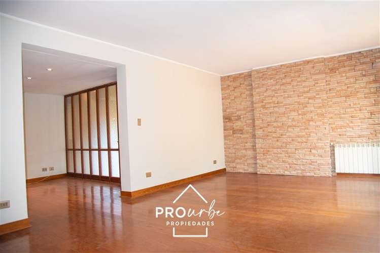 Casa en venta de 4 dorm. en Vitacura - Imagen 4