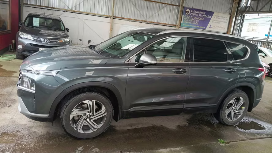 HYUNDAI SANTA FE 2.2 DIESEL 4X4  AUTOMATICO AÑO 2021 ÚNICO DUEÑO