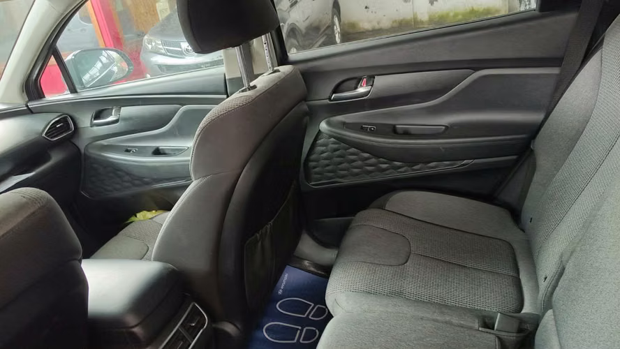 HYUNDAI SANTA FE 2.2 DIESEL 4X4  AUTOMATICO AÑO 2021 ÚNICO DUEÑO