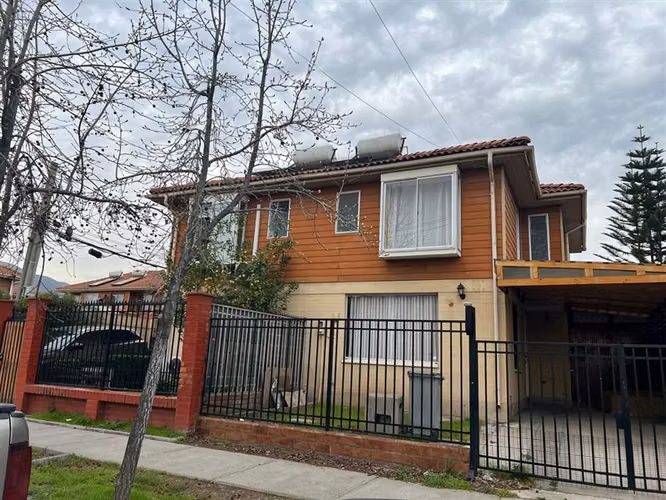 ARRIENDO CASA EN EXCELENTES CONDICIONES 3 dorm. PUENTE ALTO