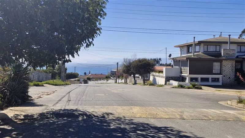 Casa en venta de 3D2B cerca de la playa El Tubo Algarrobo - Imagen 13