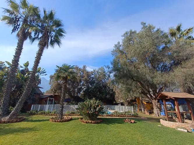 Complejo Turístico de 6 Cabañas - Piscina - Tinajas - Casa Particular