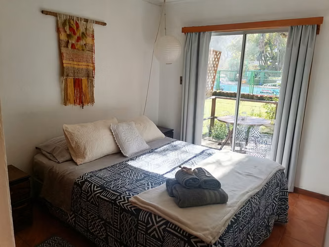 Complejo Turístico de 6 Cabañas - Piscina - Tinajas - Casa Particular