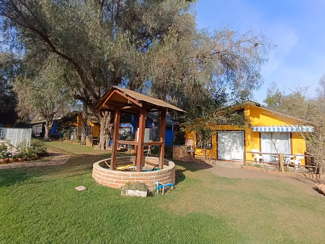 Complejo Turístico de 6 Cabañas - Piscina - Tinajas - Casa Particular