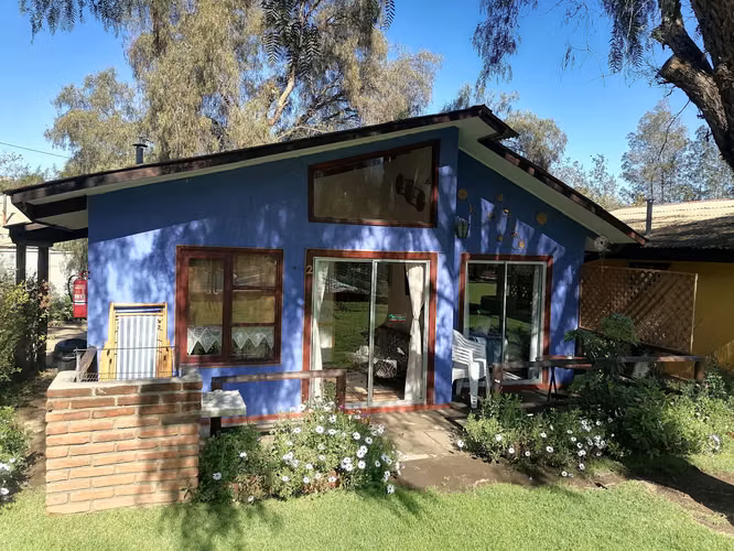 Complejo Turístico de 6 Cabañas - Piscina - Tinajas - Casa Particular