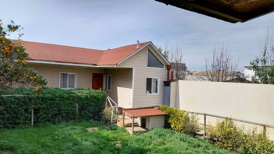 Acogedora y moderna Casa independiente en una buena ubicación
