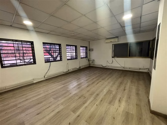Arriendo Galpón con Oficina Portugal/ Maule - Imagen 10