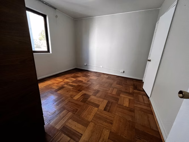 Vendo Amplio Depto. Av. Marina, 4D 2B, E y B, Cerca Casino - Imagen 5