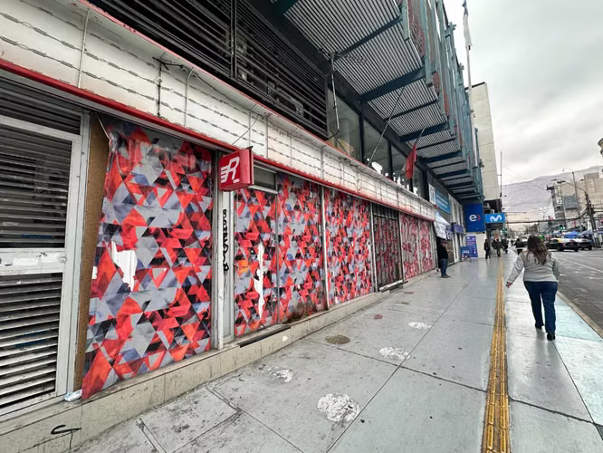 VENTA LOCAL COMERCIAL 1HAB 1BA IQUIQUE - Imagen 4