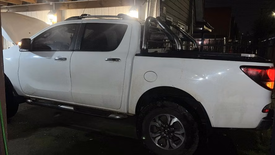 Vendo mazda bt-50 2018 - Imagen 3
