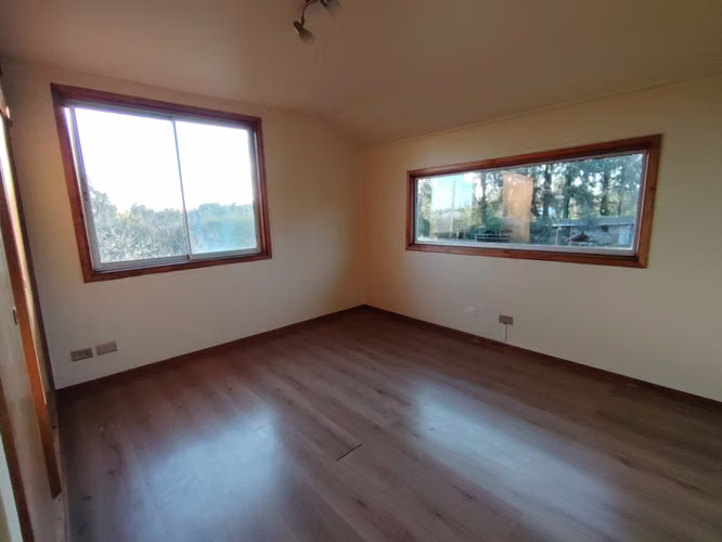 Se arrienda casa en Sector Las Encinas en Chillán, 4 dormitorios, 3 baños