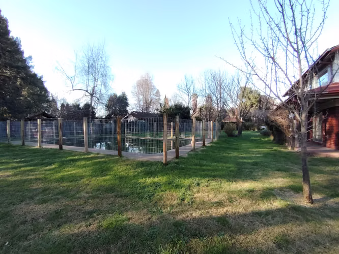 Se arrienda casa en Sector Las Encinas en Chillán, 4 dormitorios, 3 baños